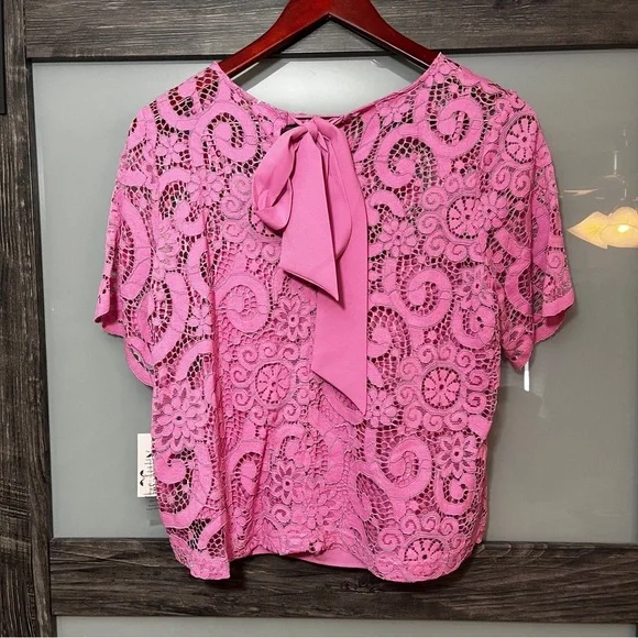 Nannette Lepore NWT Women's Lace Top w/ Tank Scalloped Short Sleeves Size L - Picture 5 of 8